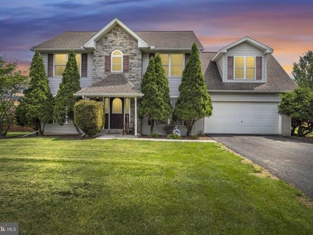 House for sale in Cumberland, Pennsylvania
