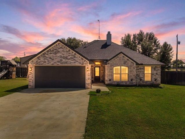 House for sale in Whitney, Texas