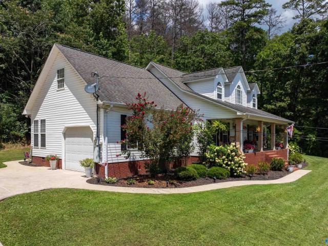 House for sale in Etowah, Alabama