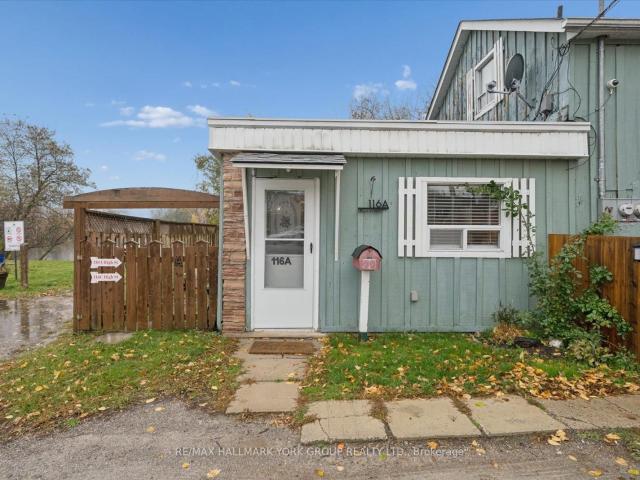 Townhouse for rent in Woburn, Ontario