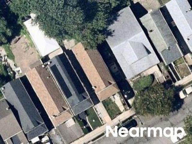 House for sale in Queens, Arverne
