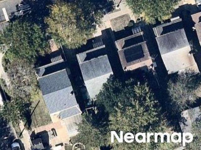 House for sale in Queens, Arverne