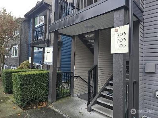 Condo for sale in Kent