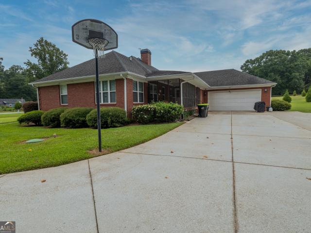 House for sale in Covington, Georgia