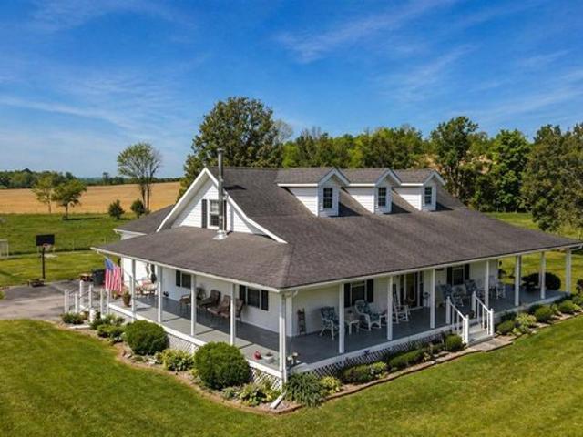 House for sale in Summer Shade, Kentucky