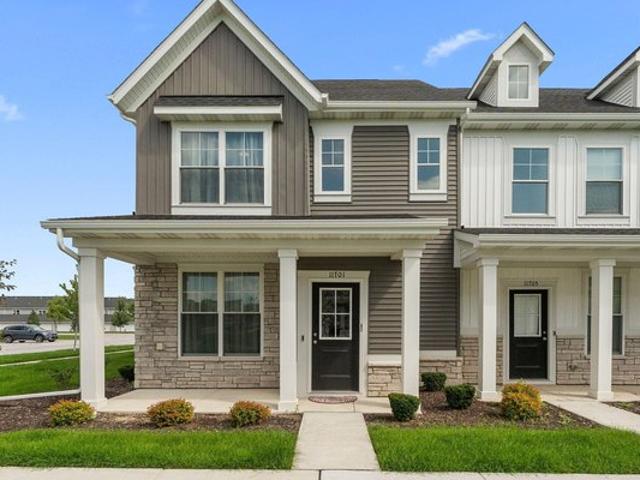 Townhouse for sale in Crown Point, Indiana