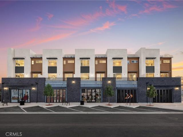 Townhouse for sale in Artesia, California