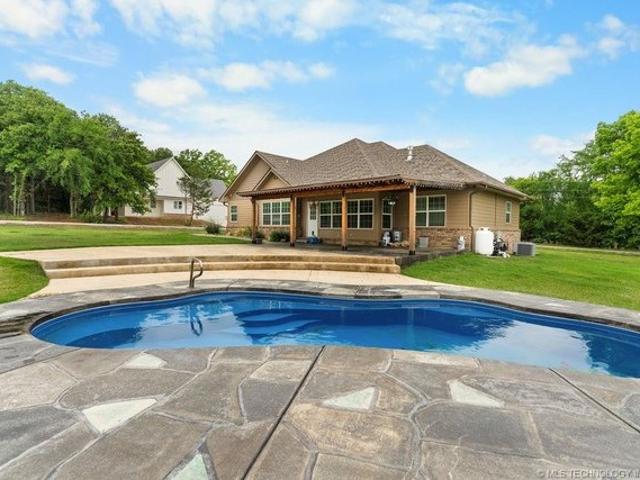 House for sale in Kingston, Oklahoma