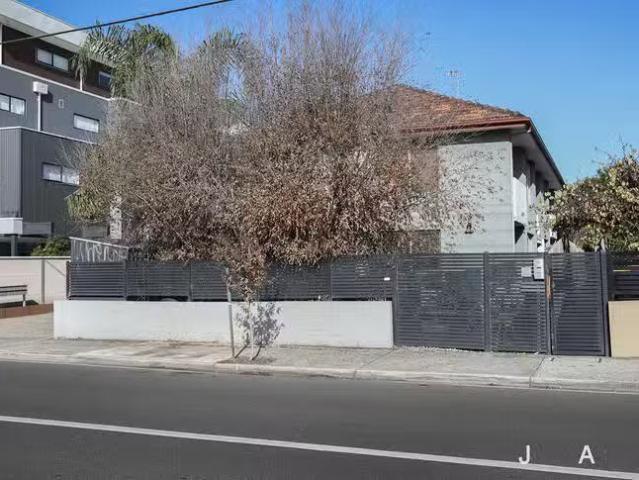 Apartment for rent in West Footscray