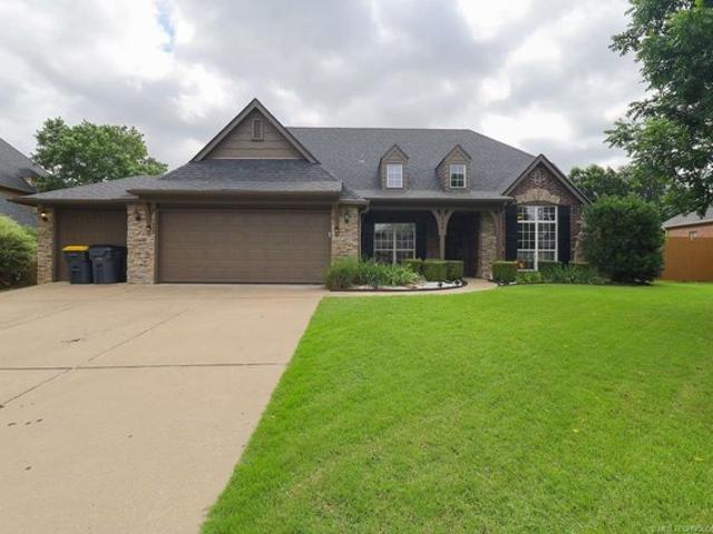 House for sale in Jenks, Oklahoma