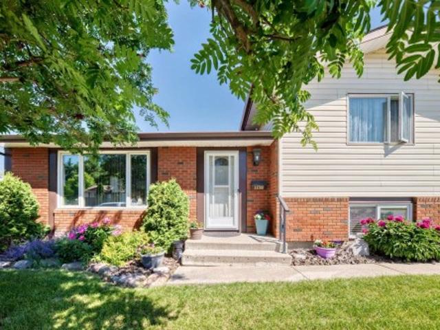 House for sale in Wedgewood, Alberta