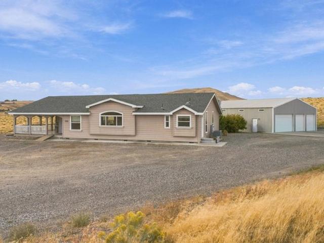 House for sale in Benton City, Benton County