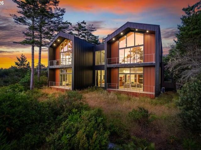 House for sale in Oregonia