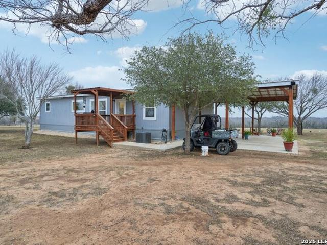 House for sale in Floresville, Texas