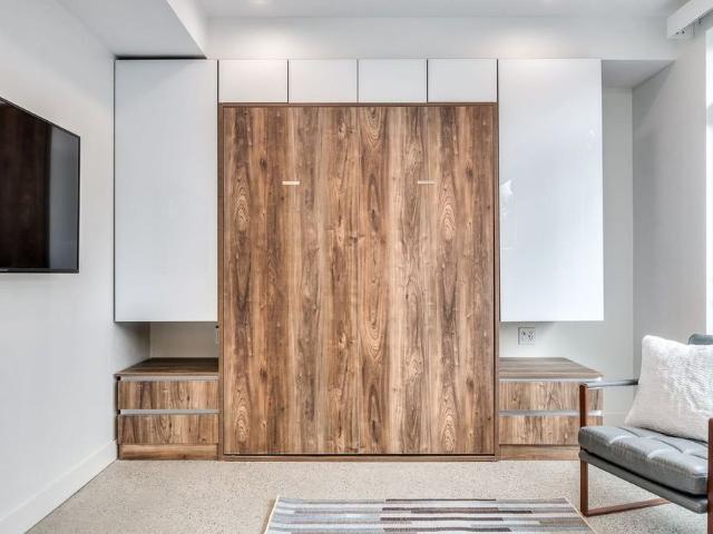 Apartment for rent in Davie Village, Vancouver
