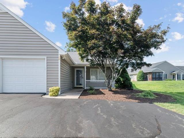 Townhouse for sale in Virginia