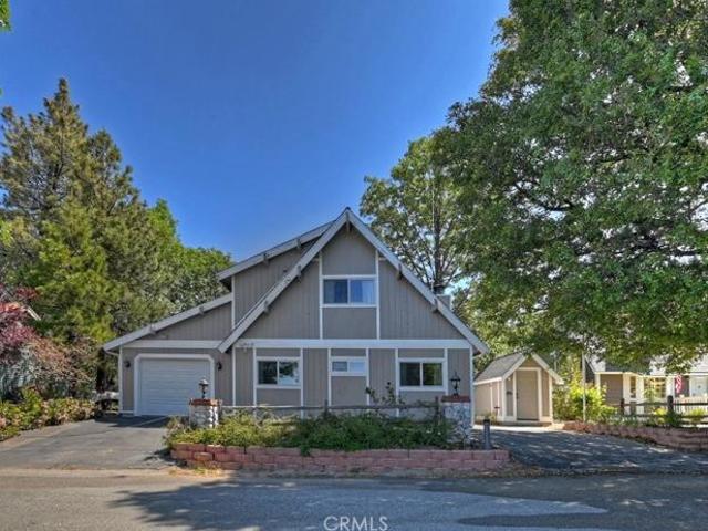 House for sale in Cedar Glen, California