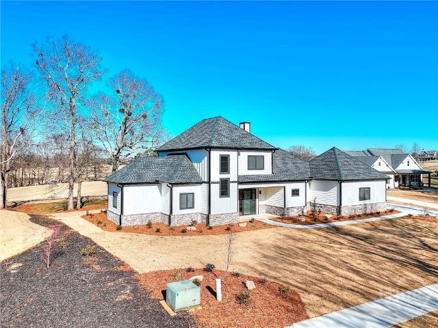 House for sale in Commerce, Georgia