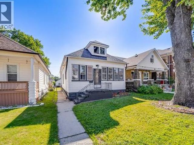 House for sale in Little Italy, Windsor