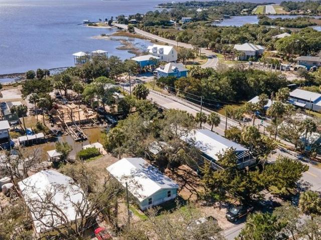 House for sale in Cedar Key, Florida