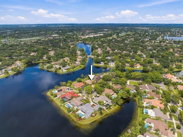 House for sale in Rock Creek, Cooper City