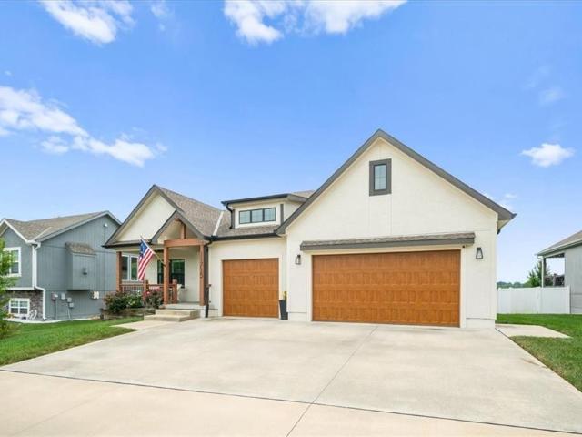 House for sale in Peculiar, Missouri