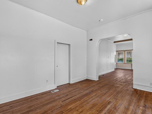 House for sale in Chicago Park, Illinois