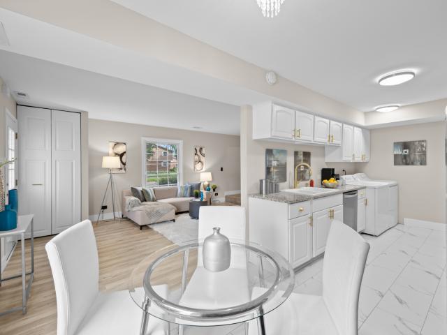 Condo for sale in Wheaton, Illinois