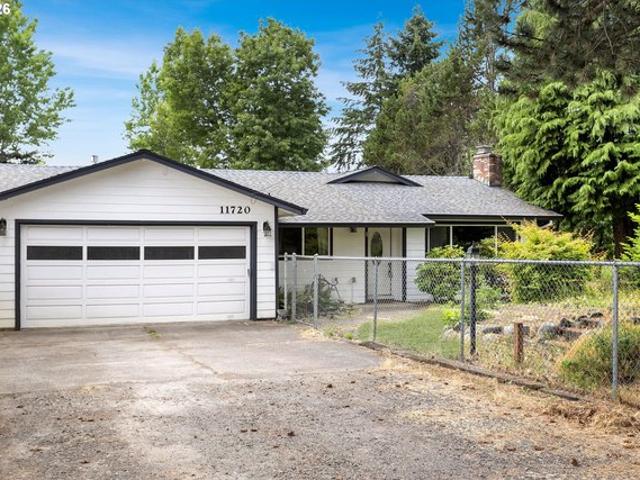 House for sale in Oregonia