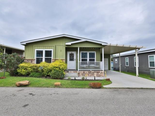 House for sale in Willis, Texas