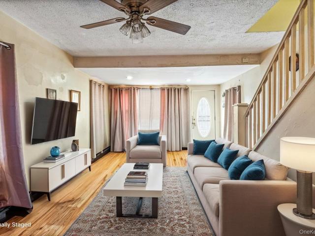 House for sale in Queens, Arverne