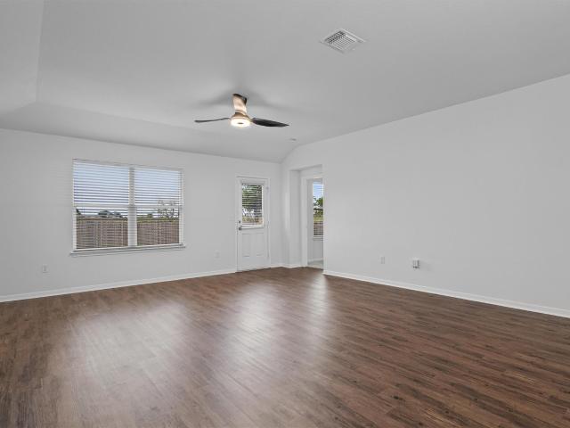 House for sale in Manor