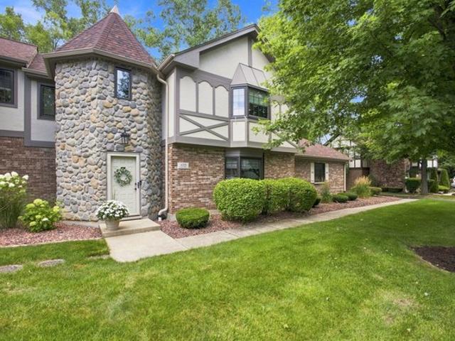 Condo for sale in Palos Park, Illinois