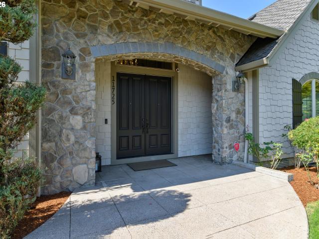 House for sale in Happy Valley, Clackamas County