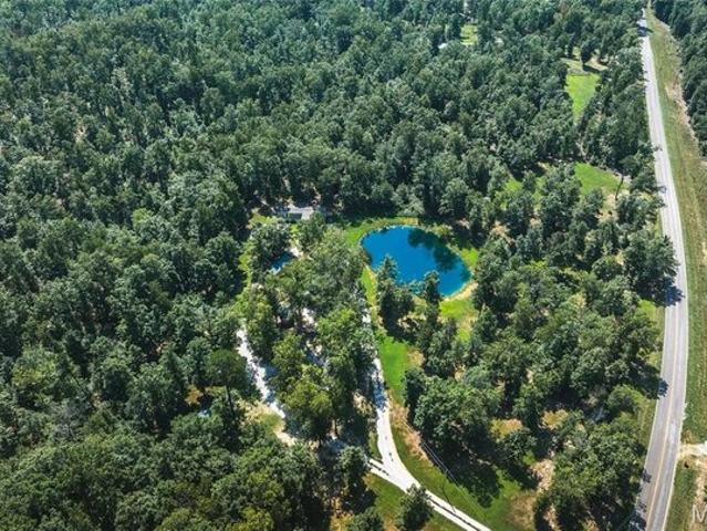 Farm for sale in Jadwin, Missouri