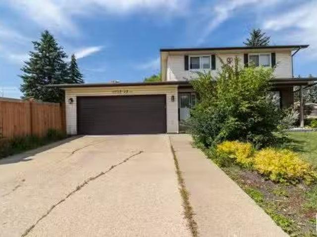 House for sale in Wedgewood, Alberta