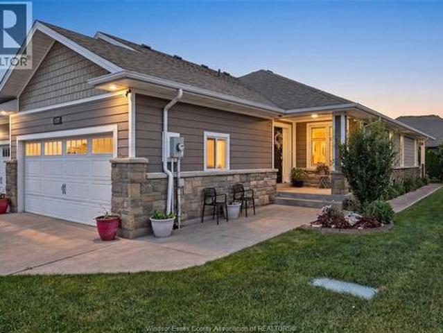 House for sale in Ontario