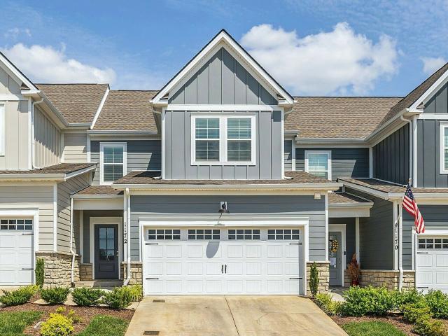 Townhouse for sale in Spring Hill