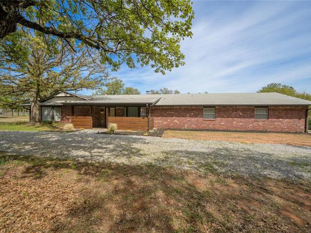 House for sale in Harrah, Oklahoma