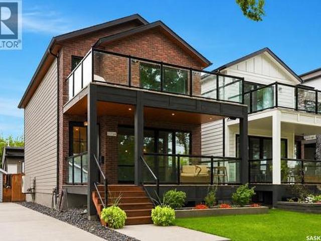 House for sale in Saskatoon, Saskatchewan