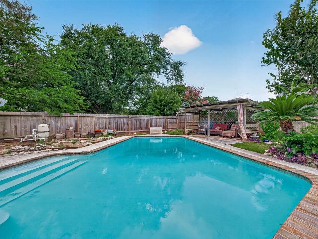 House for sale in Meadows Place, Fort Bend County