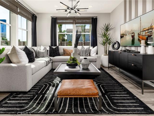 Townhouse for sale in Santa Fe Springs