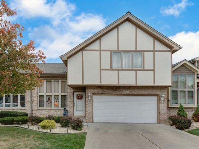 Townhouse for sale in Palos Heights, Illinois