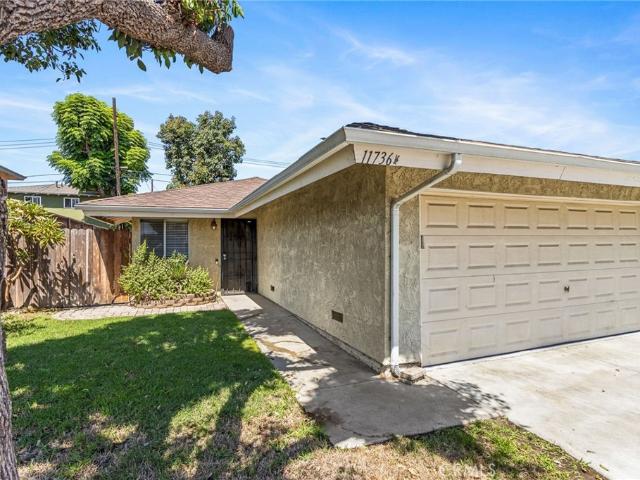 Condo for sale in Lakewood, Los Angeles County