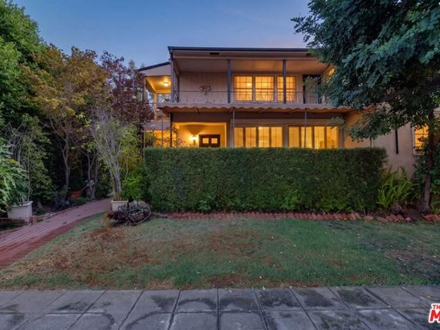 House for sale in Canoga Park, California