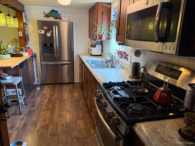 House for sale in Iron Belt, Wisconsin