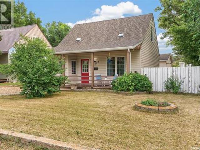 House for sale in Moose Jaw, Saskatchewan