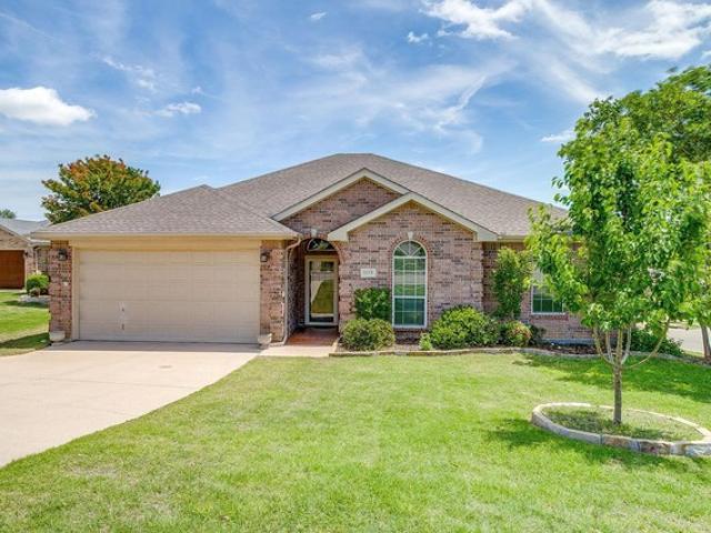 House for sale in Benbrook, Texas