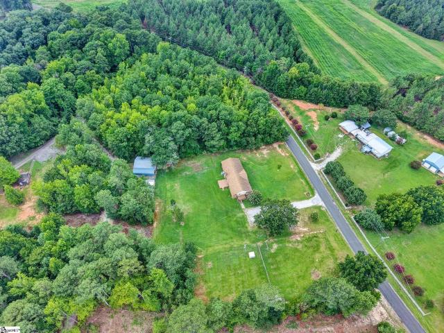 House for sale in Clinton, South Carolina