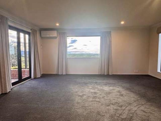 House for rent in Charing Cross, Canterbury
